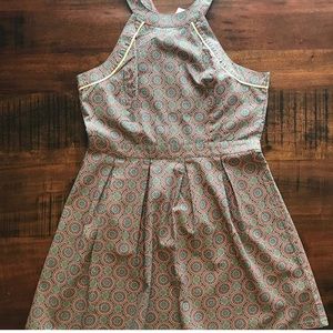 Scoop neck summer dress. Fits above the kneee.